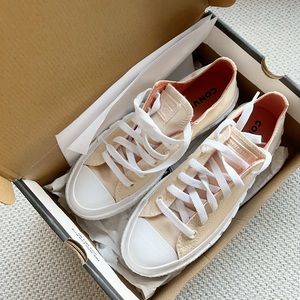 Platform converse sneakers